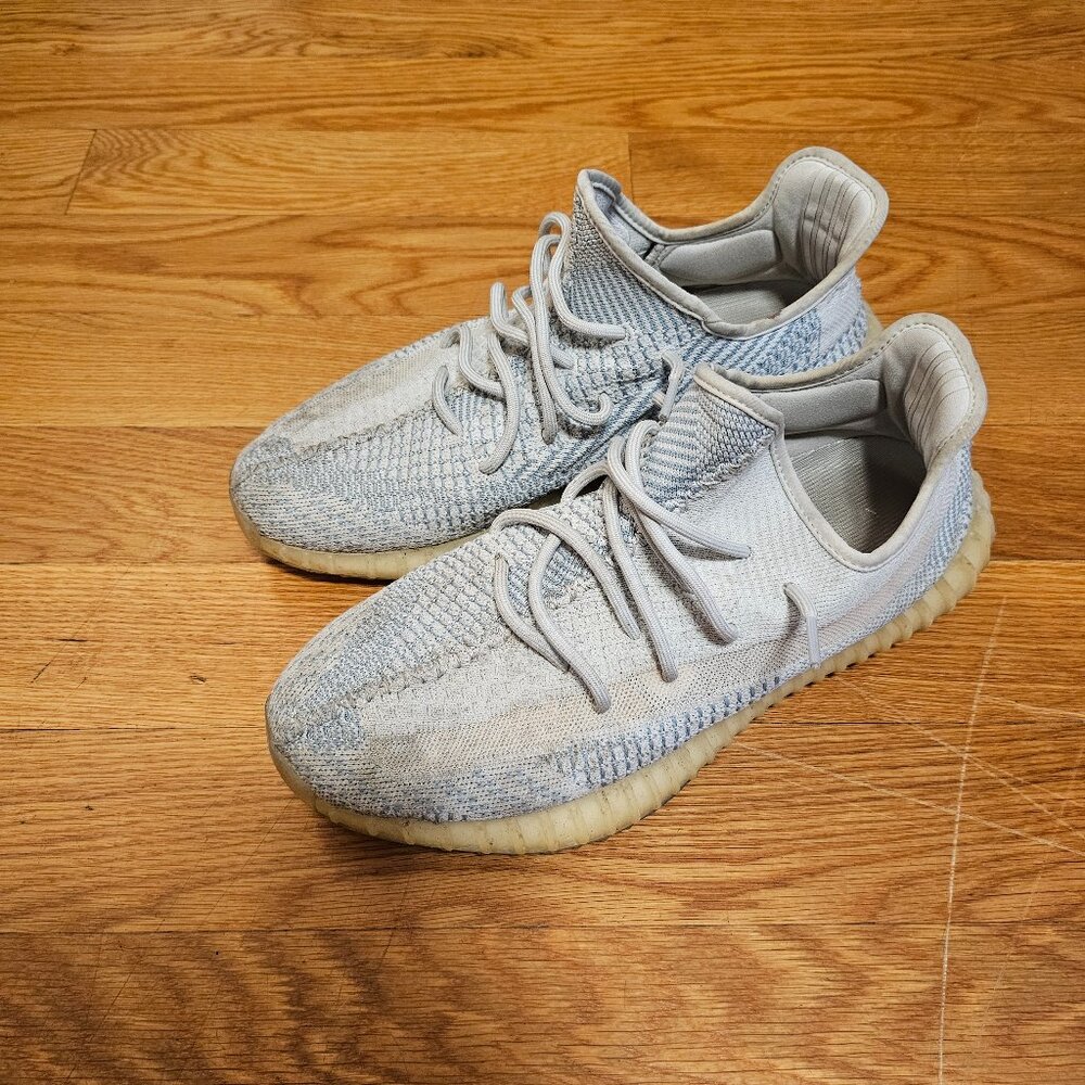 Yeezy 350v2 Cloud White
